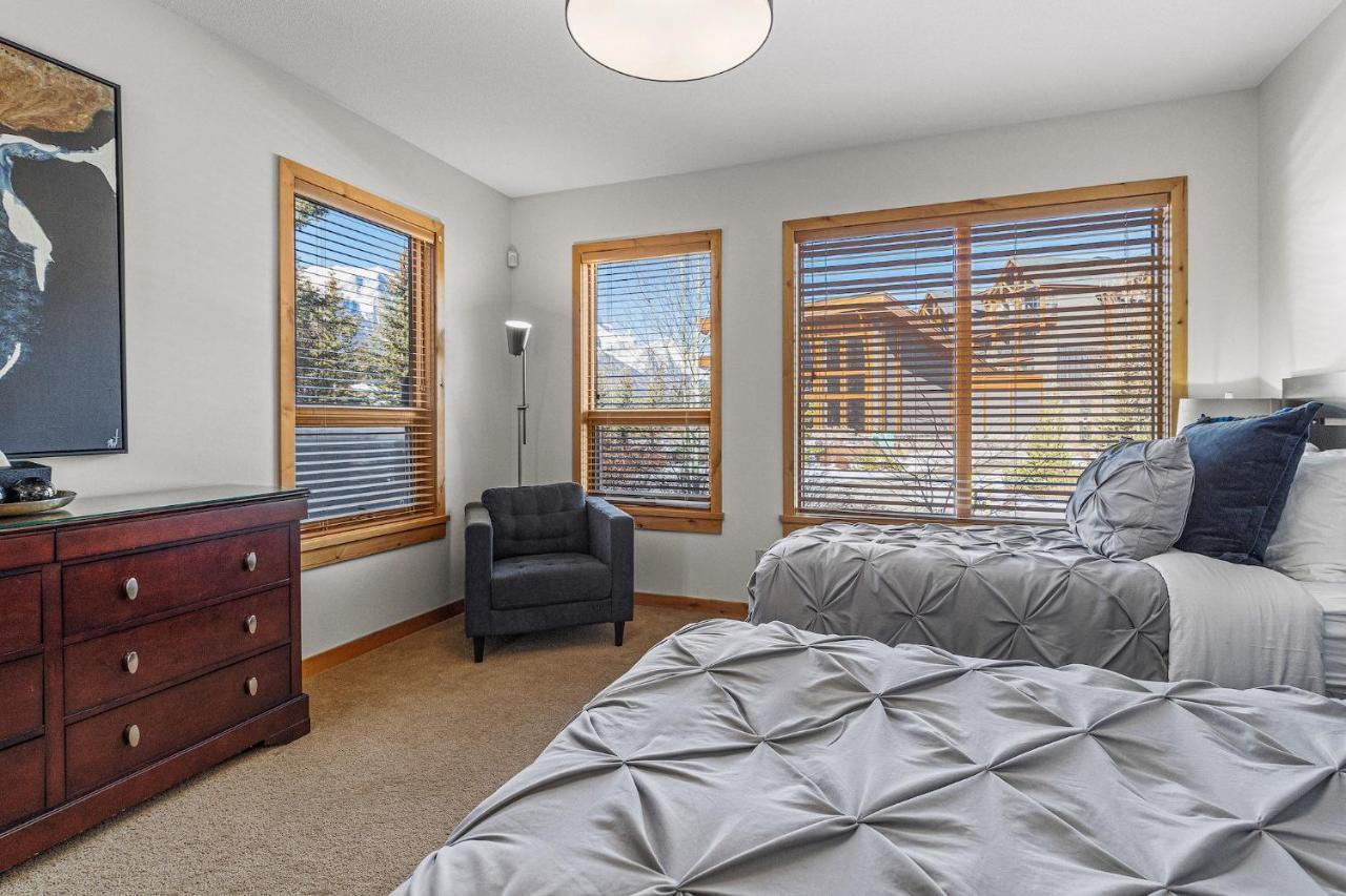 3 Bedroom Condo By Canadian Rockies Vacation Rentals Canmore Exterior foto